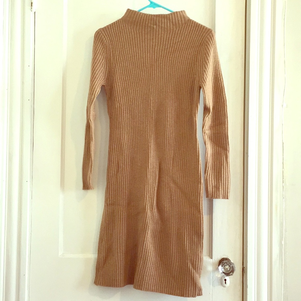 UNIQLO Winter Dress Size XS